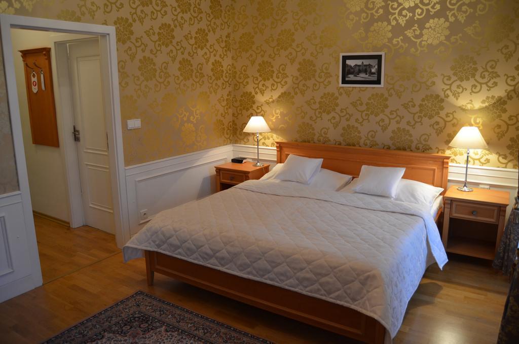 Zamecky Hotel Lednice Habitación foto